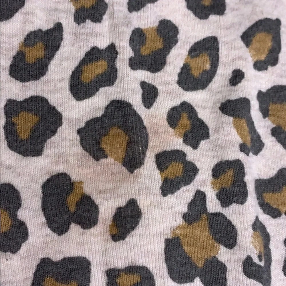 Gap Kids Sleepwear Cheetah print long sleeve shirt girls 14